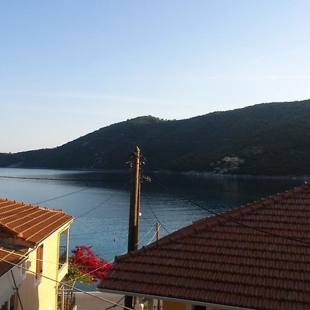 Porto Poros Lejlighed Mikros Gialos Eksteriør billede