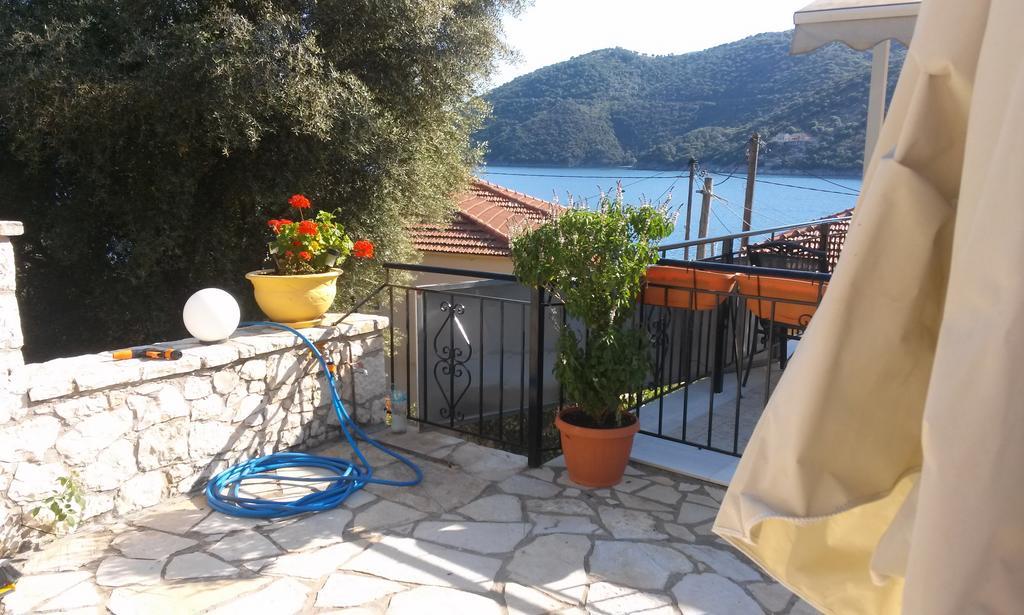 Porto Poros Lejlighed Mikros Gialos Eksteriør billede