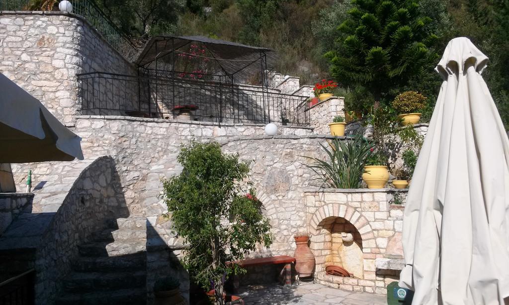 Porto Poros Lejlighed Mikros Gialos Eksteriør billede