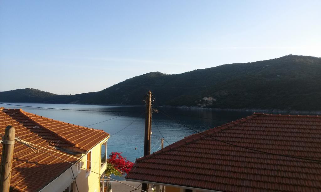 Porto Poros Lejlighed Mikros Gialos Eksteriør billede