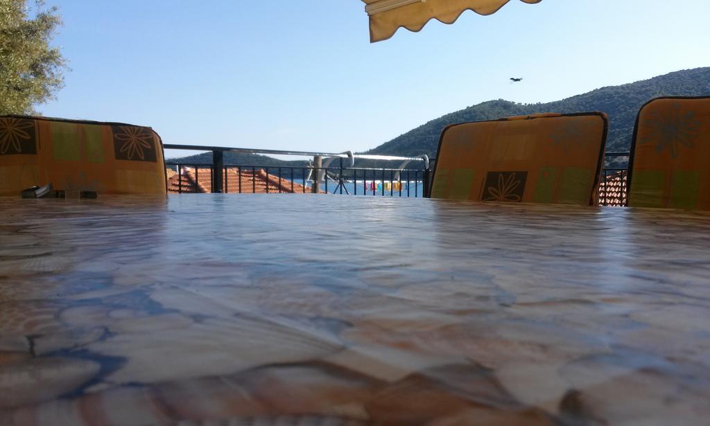 Porto Poros Lejlighed Mikros Gialos Eksteriør billede