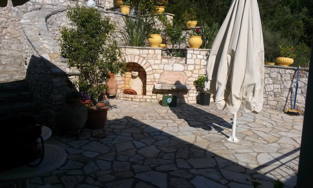 Porto Poros Lejlighed Mikros Gialos Eksteriør billede