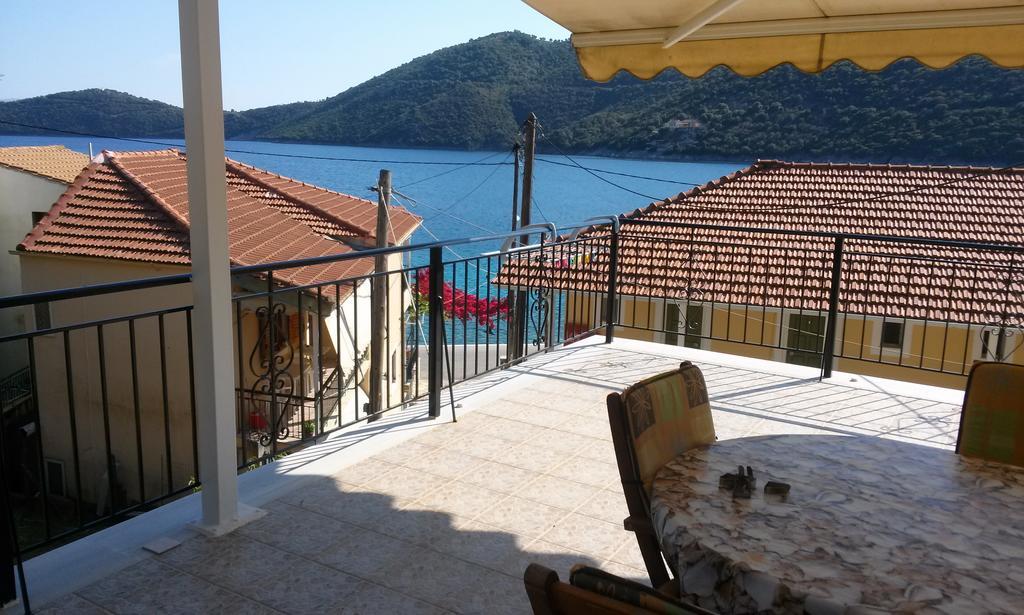 Porto Poros Lejlighed Mikros Gialos Eksteriør billede
